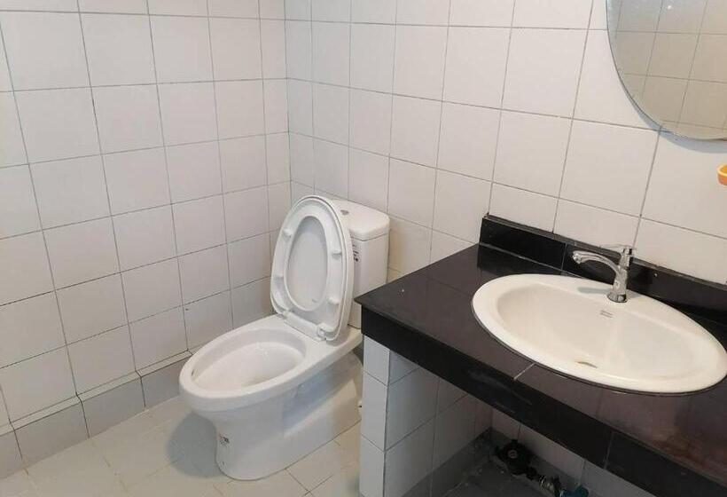 استودیوی استاندارد, Merlin Mansion 107