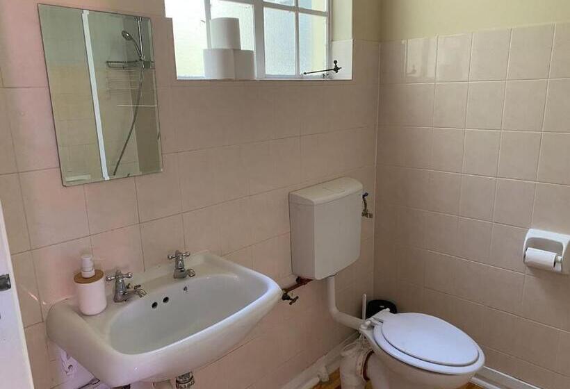 اتاق استاندارد, St Luke S Retreat Centre And Guest House