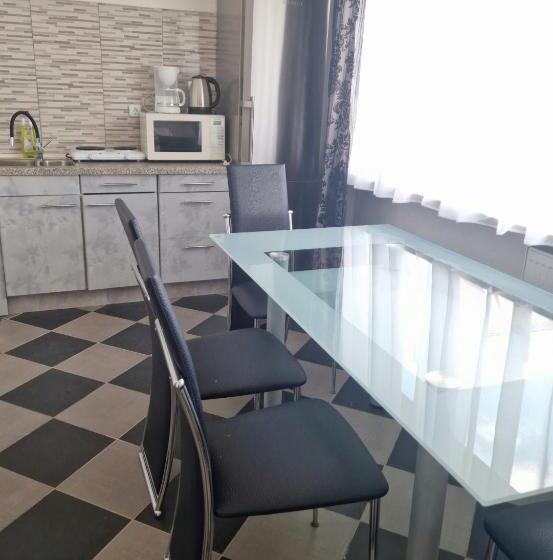 اتاق استاندارد, Pension Pale  Bach