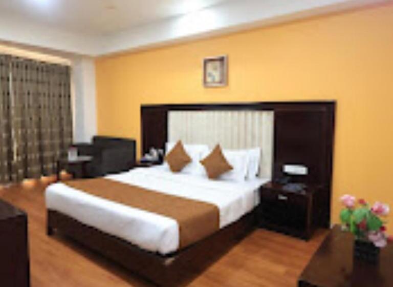 اتاق لوکس, Sn Blu Hotel Panchvati Ahmedabad