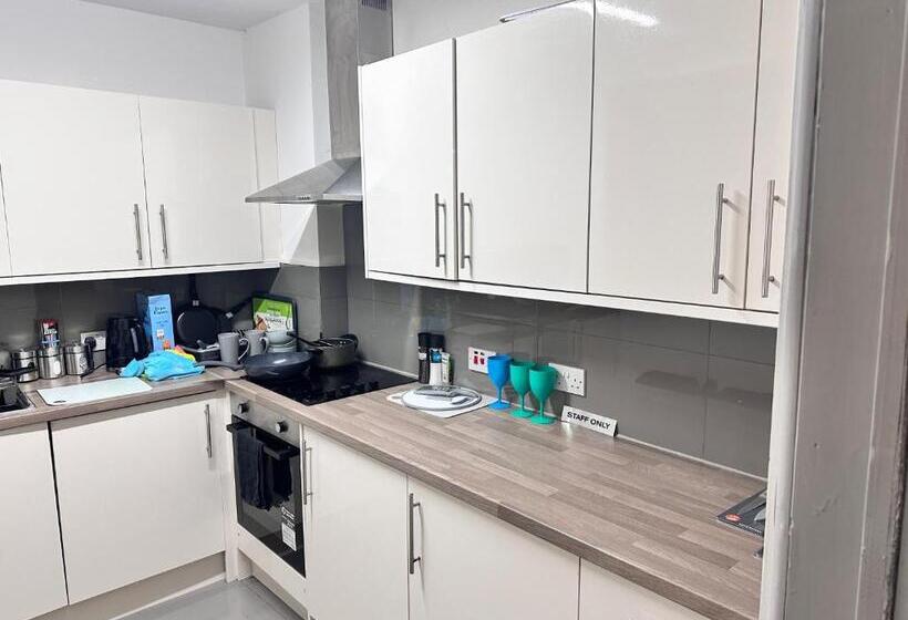 اتاق استاندارد, Adelphi Rooms Preston
