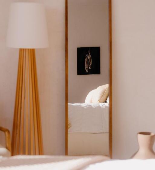 استودیوی استاندارد, Casablancomadera