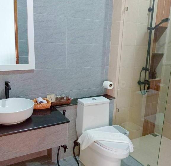 اتاق استاندارد با تخت بزرگ, 2sis S Khanom Resotel