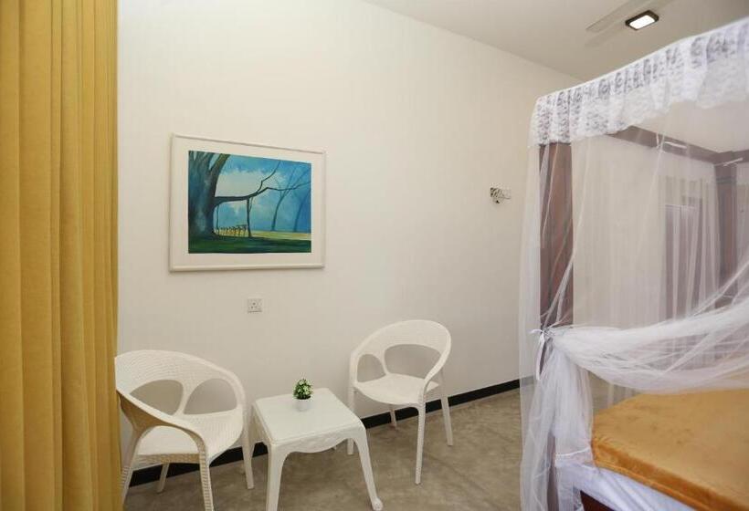 اتاق استاندارد با تخت بزرگ, Sisi S Place