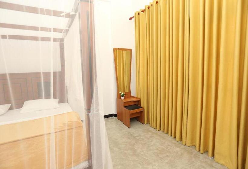 اتاق استاندارد با تخت بزرگ, Sisi S Place