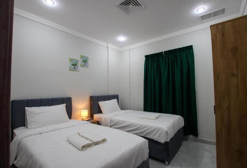 带3个卧室的豪华公寓, Star Night Apartments