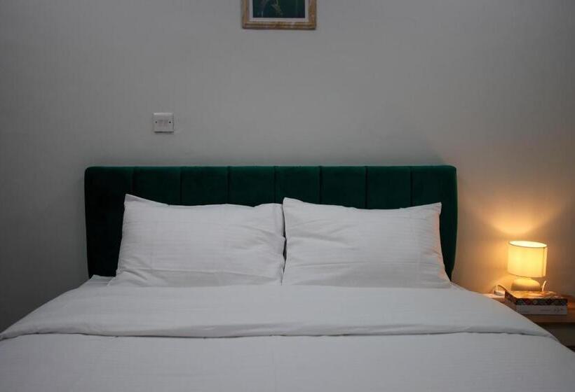 带3个卧室的豪华公寓, Star Night Apartments