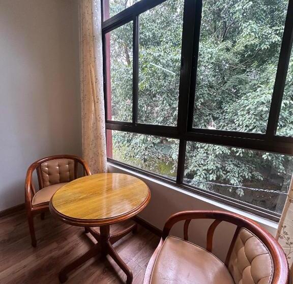اتاق استاندارد, Urban Living