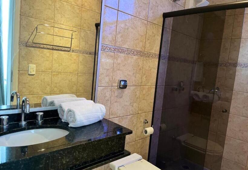 اتاق استاندارد با تخت بزرگ, Motel Bughaville