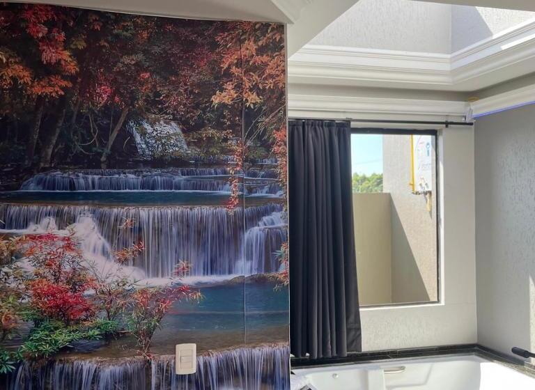 اتاق سوپریور با تخت بزرگ, Motel Bughaville
