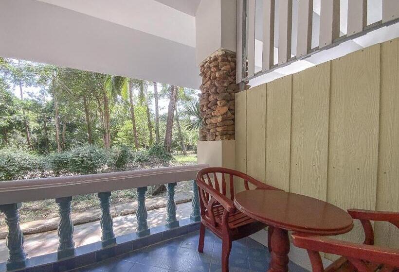 اتاق لوکس, Ranong Resort And Laguna