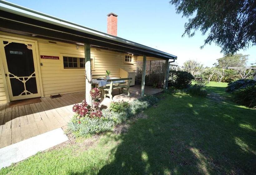 خانه 2 خوابه, Cherry Plum Cottages