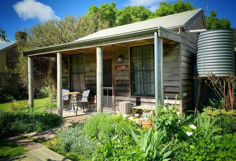 خانه 1 خوابه, Cherry Plum Cottages