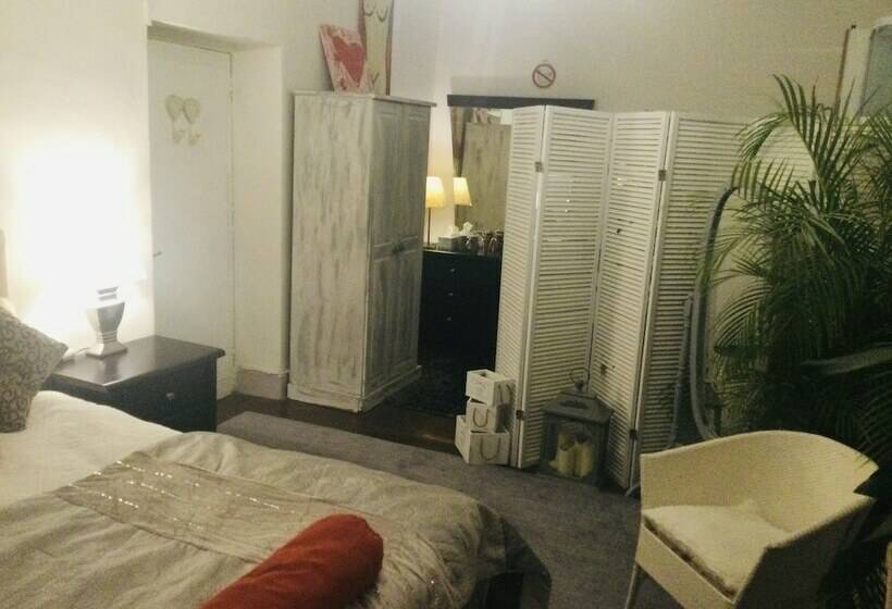 اتاق لوکس, Hôte Labyrinthe Lit 180 Cm Salle De Bain, Petit Dej Compris