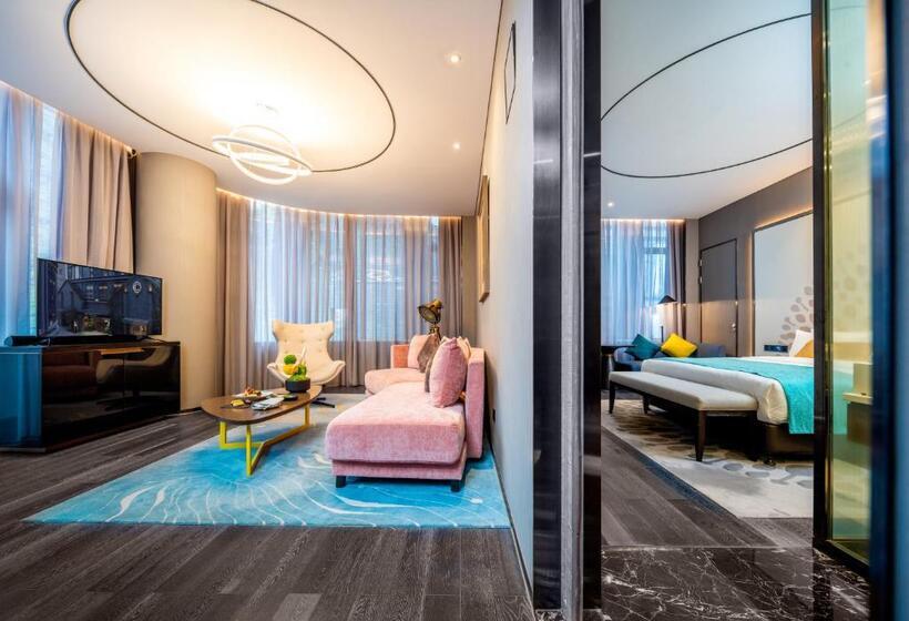 سوییت, Cachet Boutique Kunming Artime