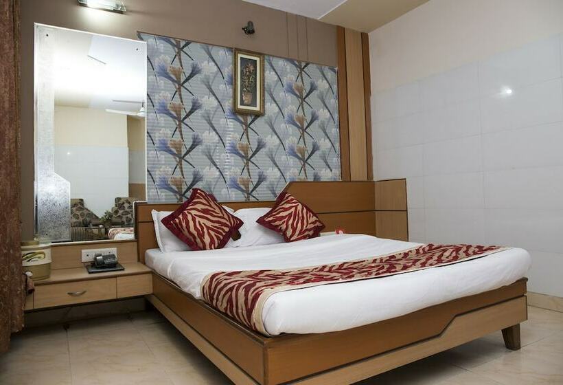 اتاق استاندارد, Oyo Rooms Bajrakabati Road