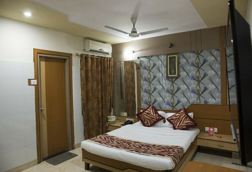 اتاق استاندارد, Oyo Rooms Bajrakabati Road