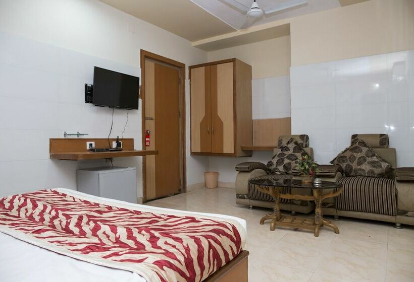 اتاق استاندارد, Oyo Rooms Bajrakabati Road