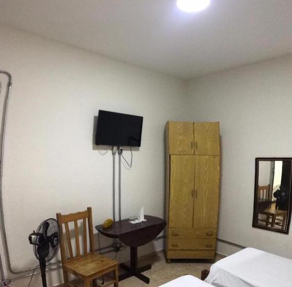 اتاق لوکس سه تخته, Sao Nicolau
