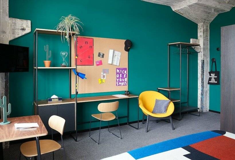 استودیوی لوکس, The Social Hub Maastricht