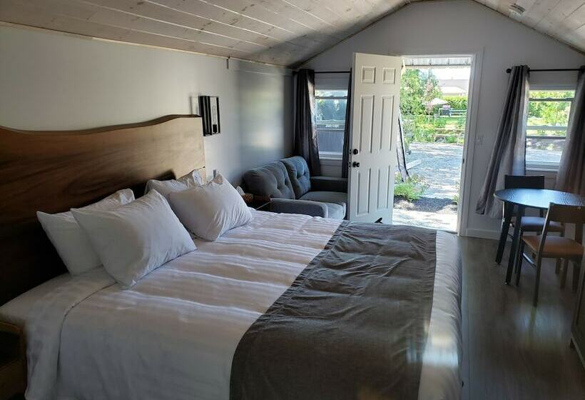 کابین, Adventure The Bruce Inn   Recently Renovated With Outdoor Hot Tub