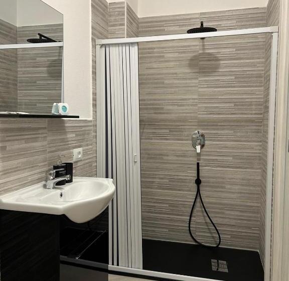 اتاق استاندارد سه نفره, B&b Il Borgo Dei Pescatori