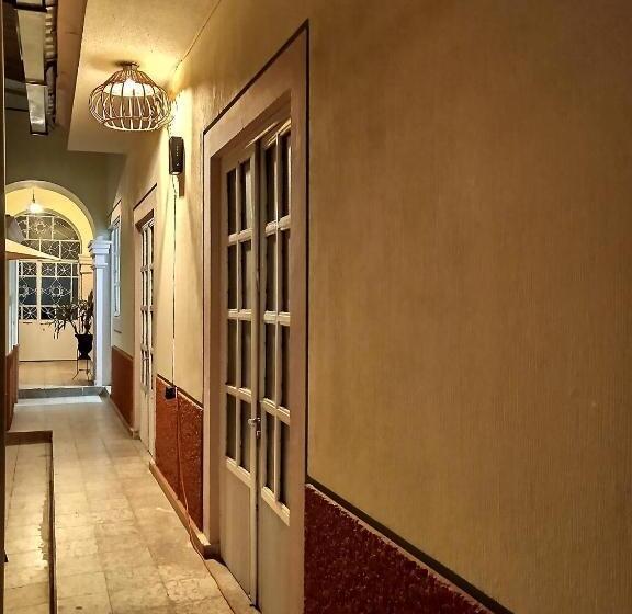 اتاق استاندارد, Hostel Paricutín