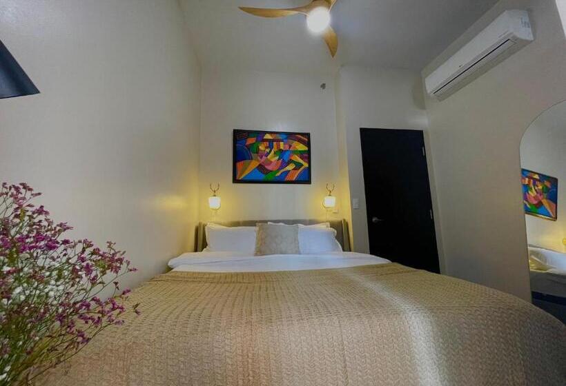 آپارتمان لوکس 2 خوابه, Executive Luxury 2br Condo Unit In Mckinley Hill Bgc Taguig