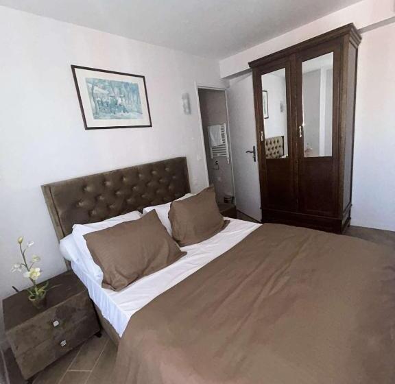 اتاق استاندارد, Hôtel Le Pixi Angelus