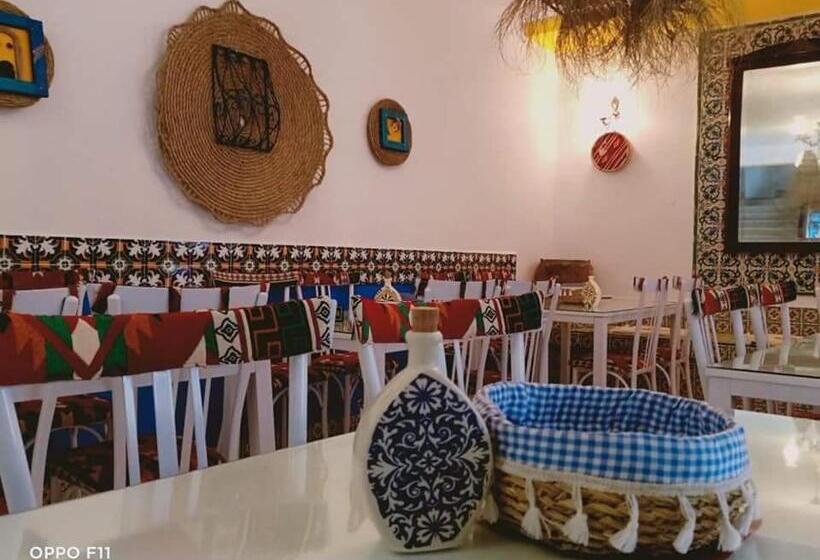 سوییت سوپریور, Dar Morjana