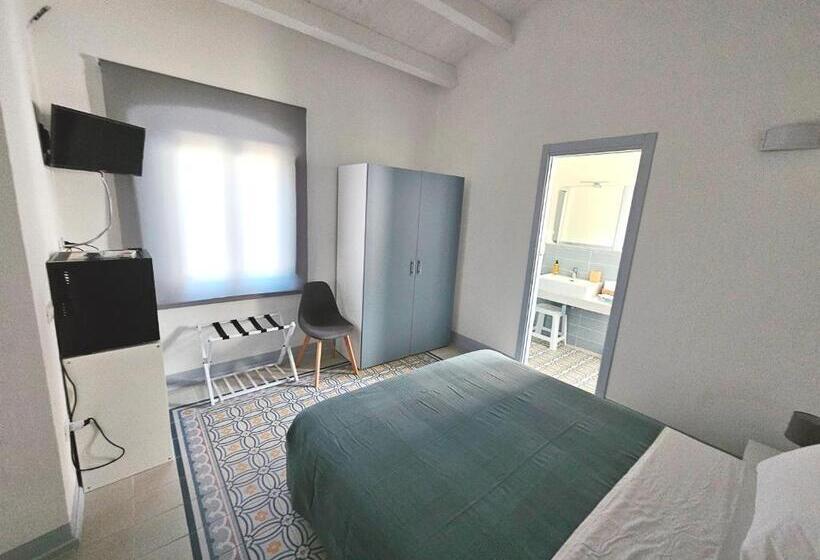 اتاق استاندارد, Rosa Dei Venti Guest House