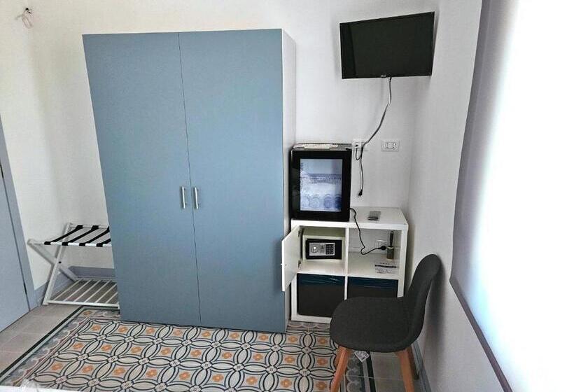 اتاق استاندارد چهار تخته, Rosa Dei Venti Guest House
