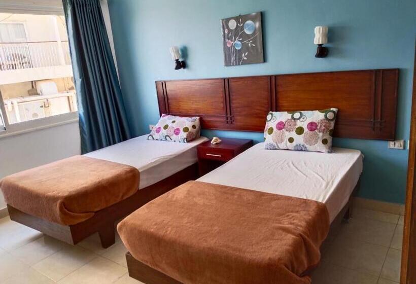 Deluxe Room Mountain View, Red Sea Apartment