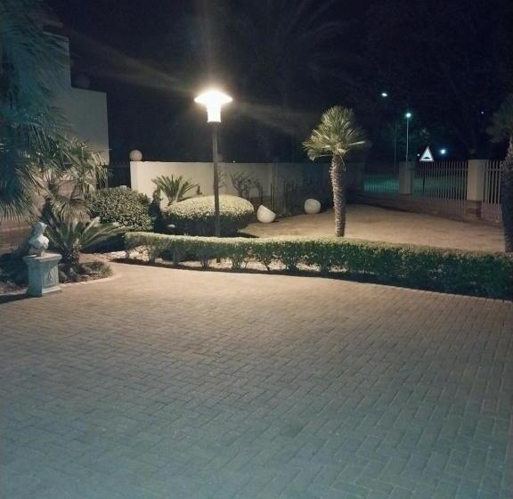 اتاق سوپریور, De La Grace