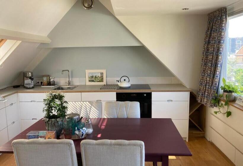 اتاق استاندارد, Lichte Studio In De Buurt Van Amsterdam