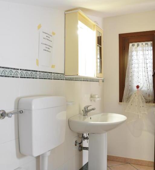 بنگله خانوادگی, Sicily Penta Dream House
