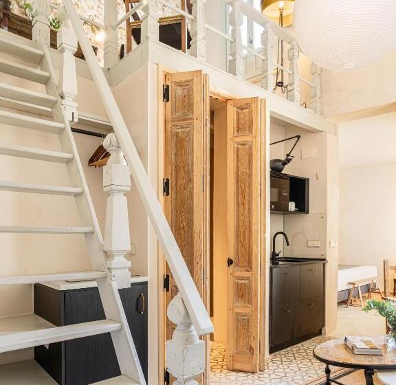 اتاق لوکس با تخت بزرگ, Art Suites By Casa Del Santo