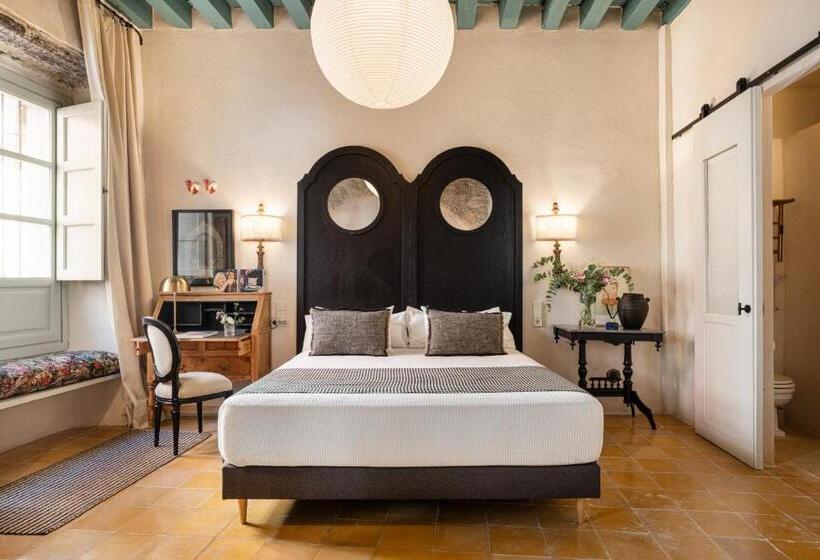 اتاق لوکس با تخت بزرگ, Art Suites By Casa Del Santo