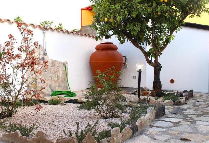 اتاق سوپریور با تخت بزرگ, I Limoni Guesthouse Sissy