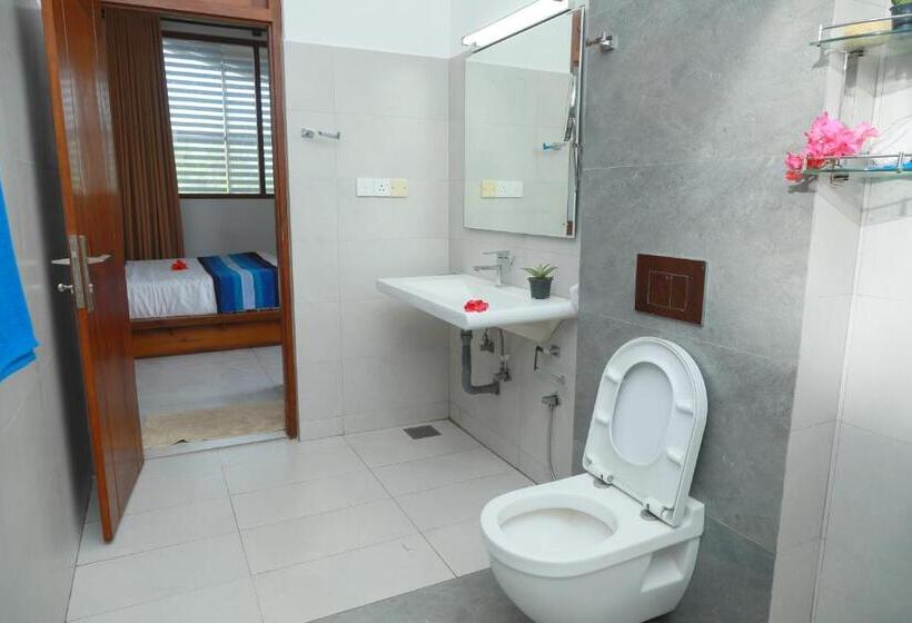 اتاق لوکس با تخت بزرگ, Villa Seascape