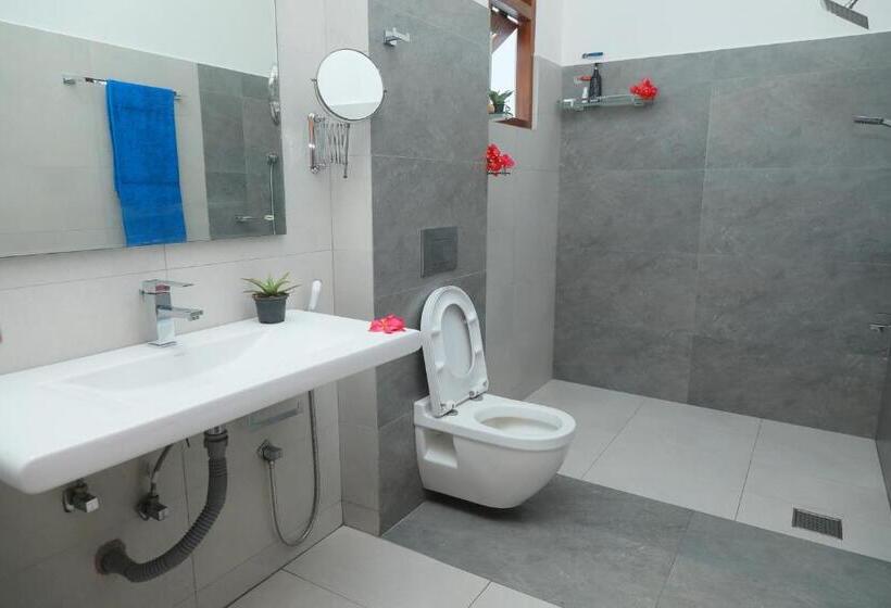 اتاق لوکس با تخت بزرگ, Villa Seascape