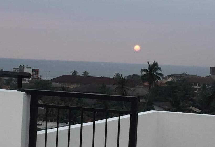 اتاق خانوادگی, Villa Seascape