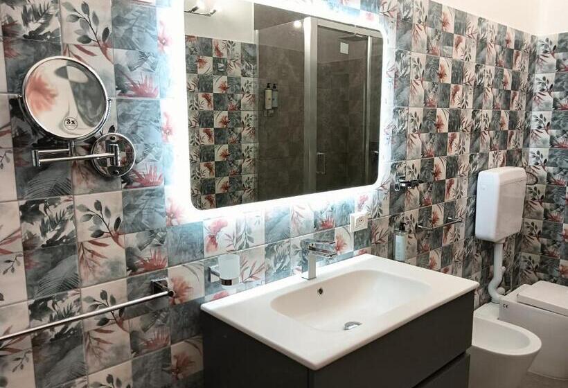 اتاق استاندارد با تخت بزرگ, Dojo Idro Rooms