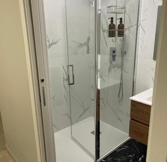 اتاق استاندارد چهار تخته, Therma Luxury House
