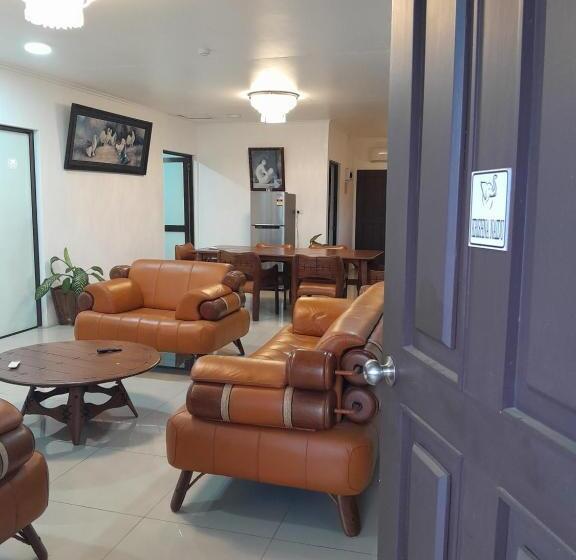 آپارتمان خانوادگی 2 خوابه, White Diamond Apartments