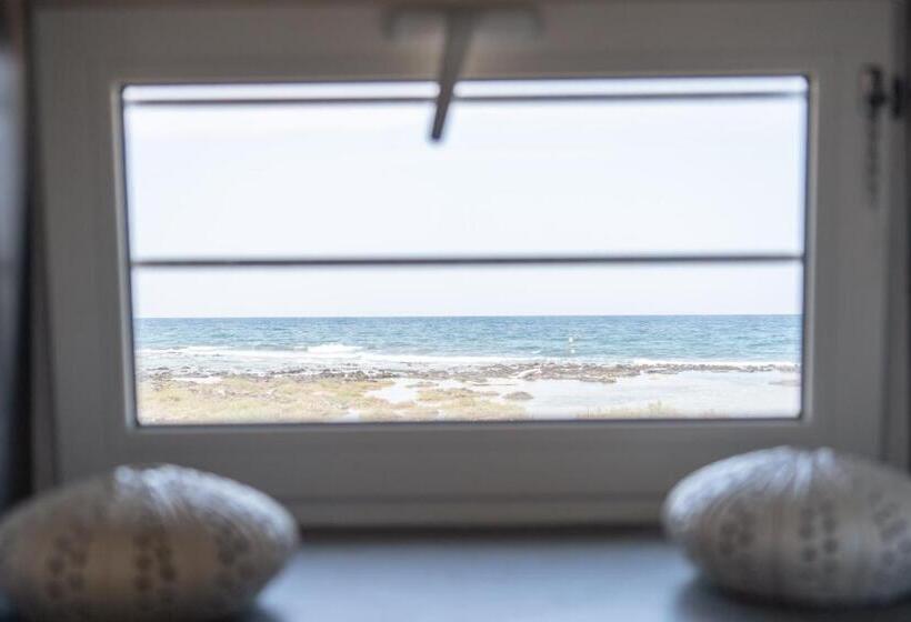 اتاق استاندارد چهار تخته با چشم‌انداز دریا, Nialè   Luxury & Relax