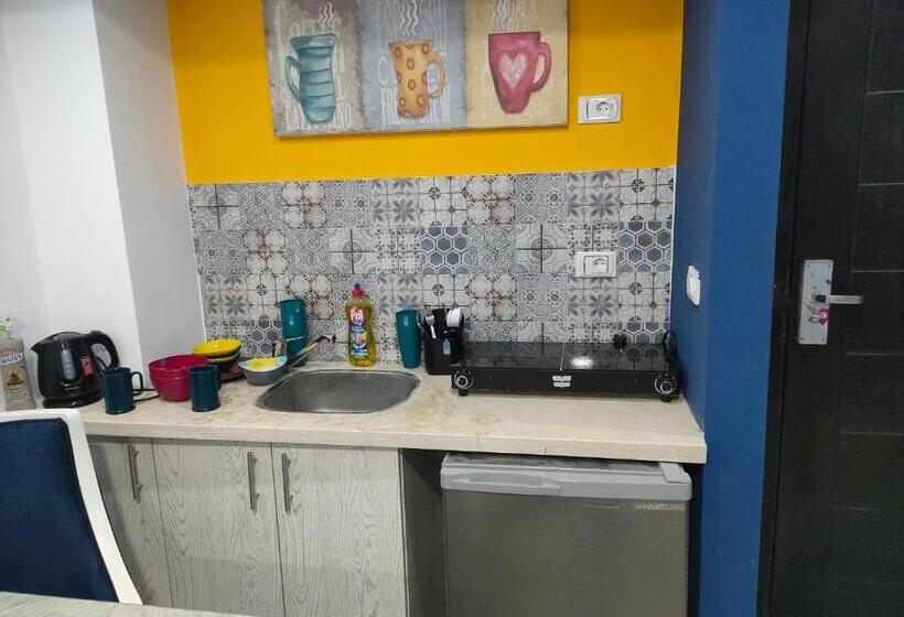 استودیو استاندارد با تراس, منتجع فنادير