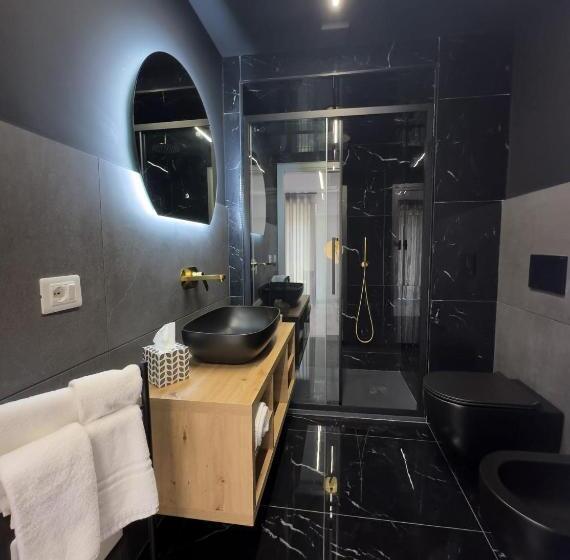 اتاق استاندارد سه نفره, B&b Arcade Luxury