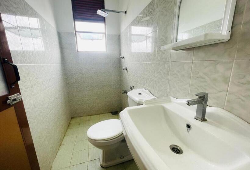 اتاق خانوادگی, Ez Stay Guesthouse