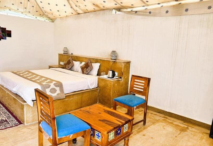 اتاق لوکس, Yatra Desert Camp